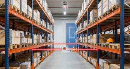 Distancia correcta en estanterías para palets según normativa y consejos prácticos