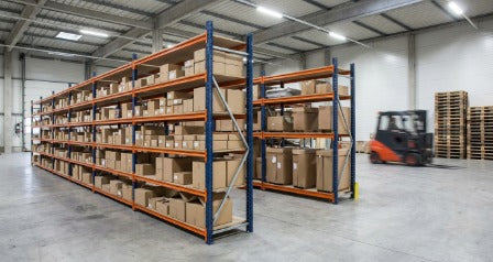 Estantería de carga media de 60 u 80 cm de profundidad para almacén