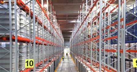 Normativa de estanterías para palets en almacén: seguridad, inspección y mantenimiento