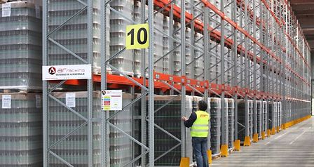 Normas para estanterías de palets: carga, medidas y seguridad en almacén
