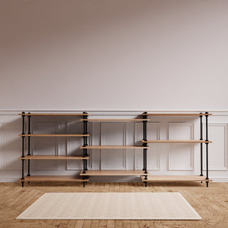 Metallregal DecoSeries mit 3 niedrigen Standard L Regalen, schlicht dargestellt