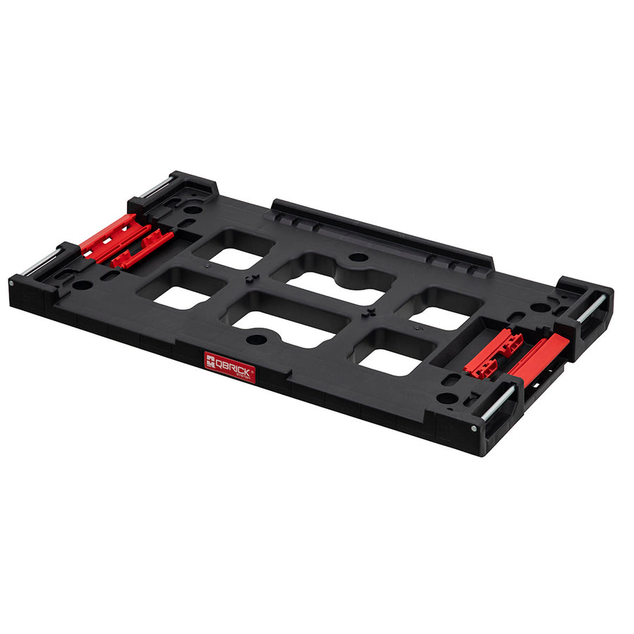 Qbrick systém adaptér pro více spojení, detailní pohled pro kovové regály