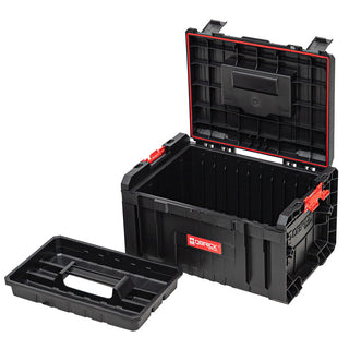 Otwarta taca w skrzynce narzędziowej Qbrick System Pro 2.0 z narzędziami
